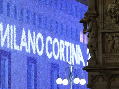 Milano Cortina 2026 Winter Olympics - Olympic Torch passes Milan Duomo - Milan, Italy - February 5, 2026 General view of the logo for Milano Cortina Winter Olympic Games 2026 before the Olympic Torch passes Milan Duomo REUTERS/Alkis Konstantinidis