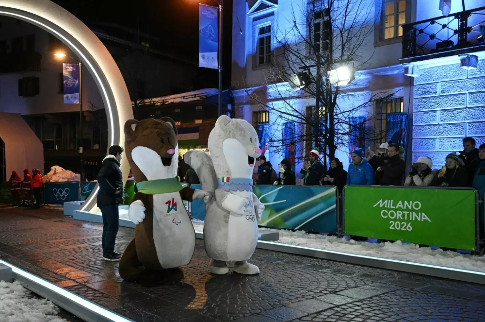 Milano Cortina 2026 Olympics - Opening Ceremony - Cortina d'Ampezzo, Italy - February 06, 2026. Mascots Tina and Milo before the opening ceremony REUTERS/Jennifer Lorenzini