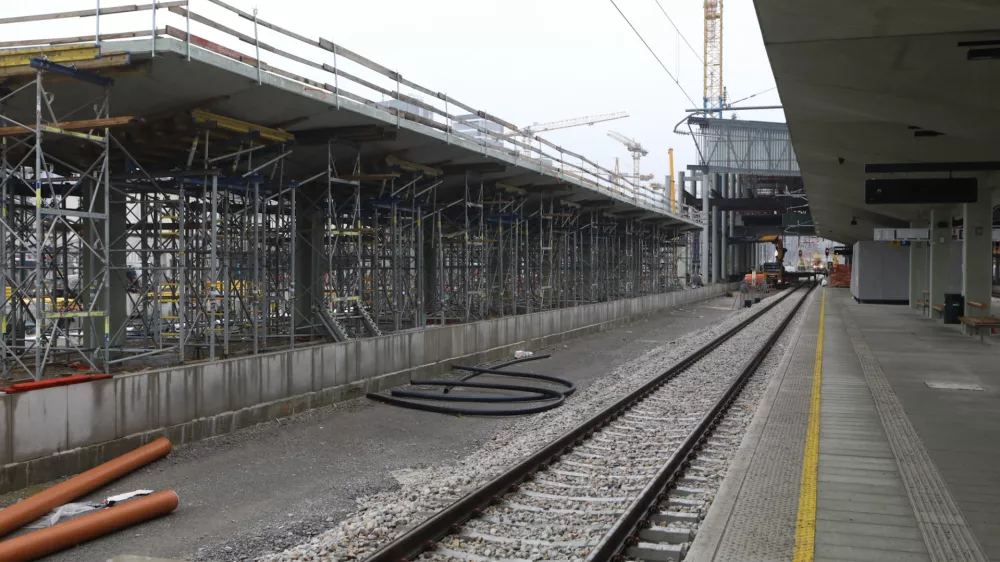 železni&scaron;ka postaja zaprta za vikend foto luka cjuha