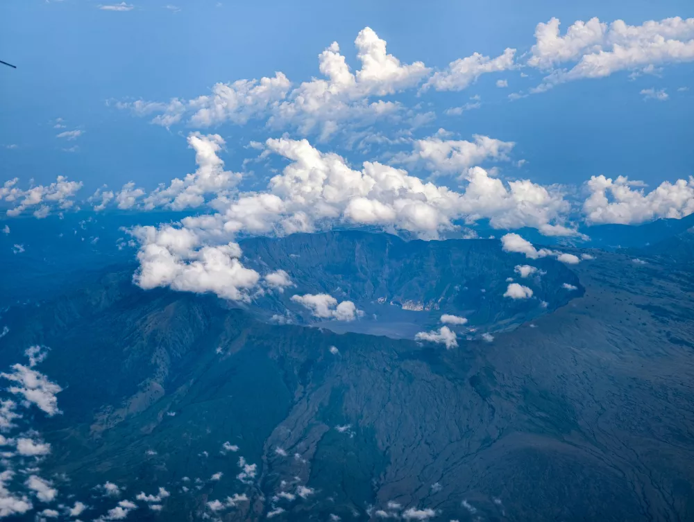 Mount Tambora. Mount Tambora caldera, Indonesia / Foto: Jimmy Tandjoeng
