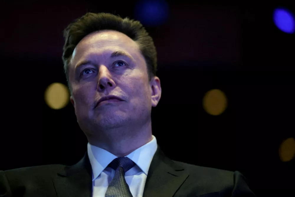 FILE PHOTO: Elon Musk attends the U.S.-Saudi Investment Forum in Washington, D.C., U.S., November 19, 2025. REUTERS/Evelyn Hockstein/File Photo