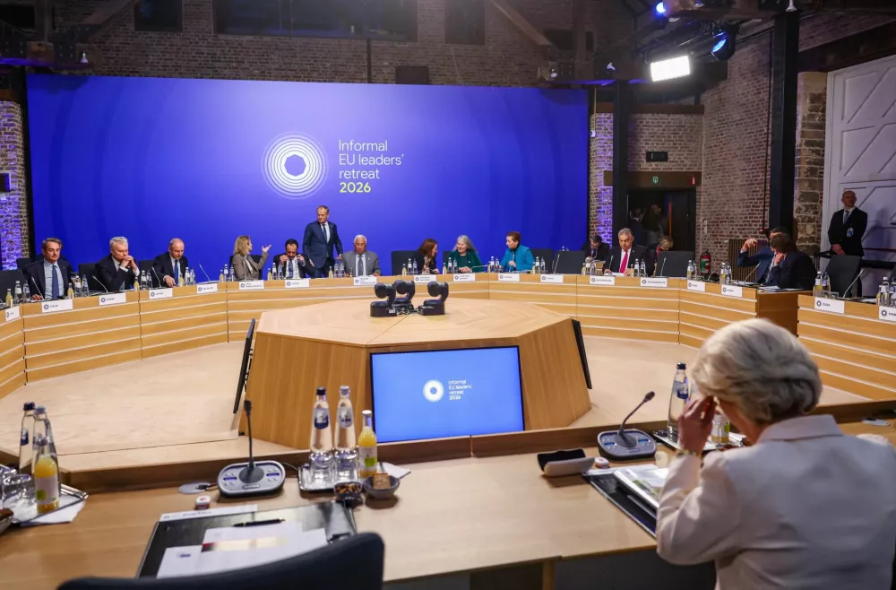 European Commission's President Ursula von der Leyen, Greece's Prime Minister Kyriakos Mitsotakis, Lithuania's President Gitanas Nauseda, Ireland's Prime Minister (Taoiseach) Micheal Martin, European Union High Representative for Foreign Affairs and Security Policy and European Commission Vice-President Kaja Kallas, Poland's Prime Minister Donald Tusk, Cyprus' President Nikos Christodoulides, European Council's President Antonio Costa, EU Parliament President Roberta Metsola, Denmark's Prime Minister Mette Frederiksen andHungary's Prime Minister Viktor Orban attend an informal European Union leaders retreat, at Alden Biesen castle in Belgium, February 12, 2026. REUTERS/Murad Sezer