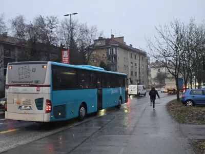Pritožbe nad Arrivo: Iz Kopra v Ljubljano &scaron;ele po nujnem servisu in brez gretja