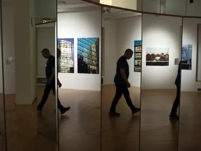 Samoukinitev in ponovna vrnitev