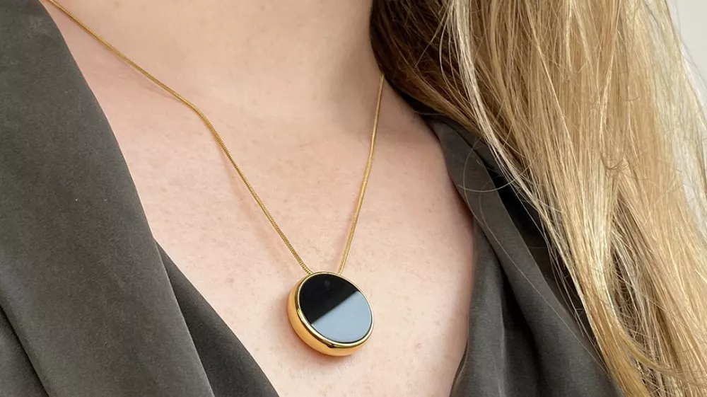 WORDS BYLINE: Hayley ChamberlainA new wearable necklace has been developed to help people monitor and protect their skin from everyday exposure to light.US startup Loox has revealed the Loox Pendant, which it claims is the world's first AI-powered device capable of tracking UV and visible light in real time.The pendant-style device has been created in response to mounting scientific evidence showing that more than 80% of visible skin ageing is caused by sun exposure. Developers say the goal is to bridge the gap between research and real-life behaviour, giving users personalised insights they can act on day to day.Worn around the neck and positioned close to the face &ndash; the most exposed part of the body &ndash; the Loox Pendant continuously measures UV and light levels throughout the day. Its three core functions include daily exposure tracking, live UV and light readings, and detection of so-called "hidden UV" sources.These hidden sources can include light entering through windows or even indoor lighting, exposure many people don't realise they're getting. The device can also alert users if they're not getting enough sunlight, which plays a key role in overall skin health.Data collected by the pendant is processed using AI and combined with more than 24 personal and environmental factors, including skin type, tone and sensitivity, UV index and cloud coverage. From this, the device delivers six tailored insights: Morning Sunlight, UV Protection, Hidden UV Protection, UV Balance, UV Recovery and Evening Light.According to the company, this allows the pendant to adapt to each user's lifestyle and surroundings, helping them decide when it's time to apply SPF &ndash; and when it may not be necessary.The hardware itself features ultra-sensitive, wide-angle UV and visible light sensors capable of detecting even very low levels of exposure. Despite its technical focus, Loox has leaned heavily into aesthetics, designing the pendant as a fashion-forward accessory made from premium materials.The wearable is water and dust resistant, comes with an adjustable neck strap and supports wireless charging. A single charge is said to last up to seven days.Loox says its broader mission is to "redefine the relationship with light" and help users harness its effects for better long-term health and longevity.The Loox Pendant will be available in SkySilver, JetBlack and SunGold finishes, with 15 different neck strap colour combinations. Pre-orders are set to open in early 2026, with deliveries expected by mid-2026.Prices will start from $179 (&pound;140) for limited Insider editions, which can be reserved now for $1 via the company's website.When: 16 Jan 2026Credit: Loox/INSTARimages**EDITORIAL USE ONLY. MATERIALS ONLY TO BE USED IN CONJUNCTION WITH EDITORIAL STORY. THE USE OF THESE MATERIALS FOR ADVERTISING, MARKETING OR ANY OTHER COMMERCIAL PURPOSE IS STRICTLY PROHIBITED. MATERIAL COPYRIGHT REMAINS WITH STATED PHOTOGRAPHER AND/OR SUPPLIER.**,Image: 1066513092, License: Rights-managed, Restrictions: EDITORIAL USE ONLY. MATERIALS ONLY TO BE USED IN CONJUNCTION WITH EDITORIAL STORY. THE USE OF THESE MATERIALS FOR ADVERTISING, MARKETING OR ANY OTHER COMMERCIAL PURPOSE IS STRICTLY PROHIBITED. MATERIAL COPYRIGHT REMAINS WITH STATED PHOTOGRAPHER AND/OR SUPP, Model Release: no