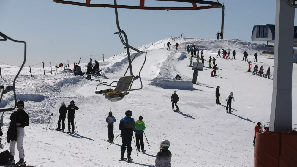26.02.2021 - Rekreacijsko turistini center Krvavec, d.o.o.smuie Krvavec - zimske poitnice - smuanje.//FOTO: Luka Cjuha.