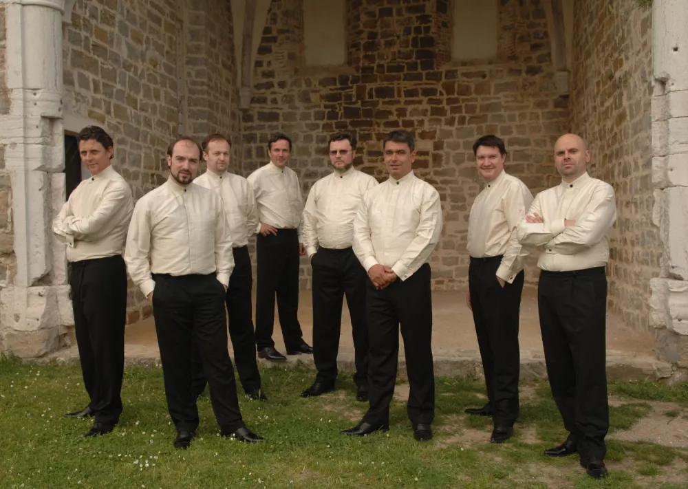 Slovenski oktet 2006 / Foto: Arhiv Slovenskega Okteta