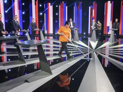 Televizijska soočenja so doslej pomembno krojila volilni rezultat, a vzporedno poteka vse močnej&scaron;a kampanja tudi na družbenih omrežjih. / Foto: Jaka Gasar