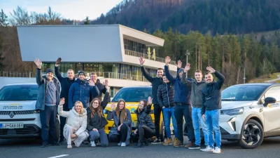 Nekateri zmagovalci prej&scaron;njih izborov so se družili na Vranskem. / Foto: Amzs