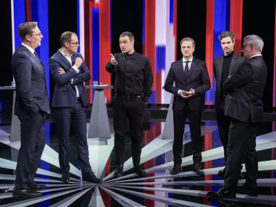 Vladimir Prebilič, Anže Logar, Matjaž Han, Miha Kordi&scaron;, Robert Golob, Luka Mesec- 19.02.2026 - Prvo soočenje predsednikov strank na RTV SLO - parlamentarne volitve 2026//FOTO: Jaka Gasar