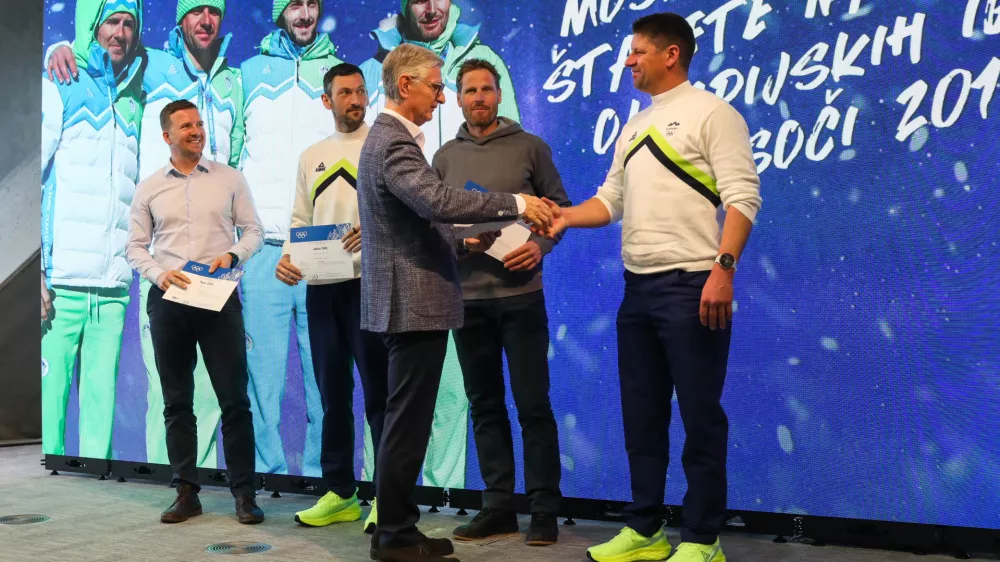  Franjo Bobinac, biatlonci,- Podelitev diplom biatloncem,- 27.01.2026. - Novinarska konferenca Olimpijskega komiteja Slovenije z uradno predstavitvijo reprezentance za nastop na olimpijskih igrah 2026 v Italiji.//FOTO: Bojan Velikonja
