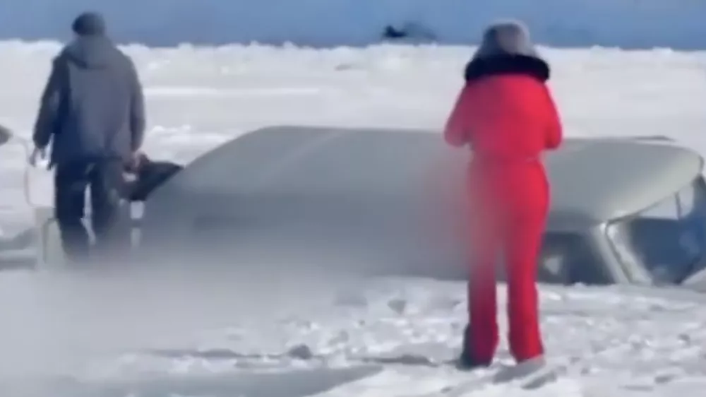 Posnetek, ki kroži po spletu, prikazuje, kako hitro se je vse odvilo. Foto: zajem zaslona X