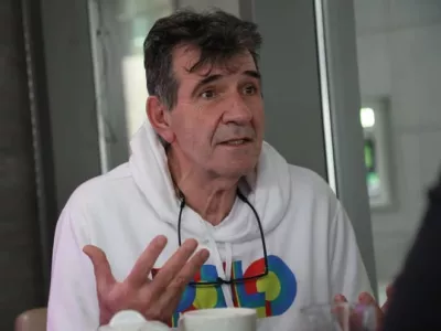 Memi Bečirovićko&scaron;arkarski trenernekdanji selektor Slovenijenazadnje trener Nanjinga na Kitajskem