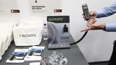 - alcolock" - alkoholna ključavnica, ki prepreči zagon avtomobila, če vsebnost alkohola preseže dovoljeno mejo,07.11.2023 - Izpitni center Ljubljana - mednarodna strokovna konferenca: »Alkoholne ključavnice – evropske prakse in napredne strategije za zmanjševanje vožnje pod vplivom alkohola«. //FOTO: Luka Cjuha