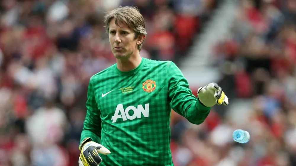 FILE PHOTO: Football - Manchester United Legends v Real Madrid Legends - Old Trafford - 2/6/13  Manchester United's Edwin van der Sar  Mandatory Credit: Action Images / Lee Smith  Livepic/File Photo