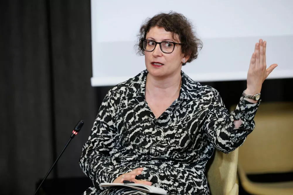 Se bomo s flikanjem re&scaron;ili Trumpovega jarma?