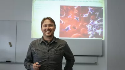 - 14.05.2018 - Doc. dr. Tadej Malovrh, doktor veterinarske medicine in doktor medicinskih znanosti s področja imunologije, predavatelj imunologije na veterinarski fakulteti, predsednik Komisije za antidoping pri Atletski zvezi Slovenije   //FOTO: Luka Cjuha.