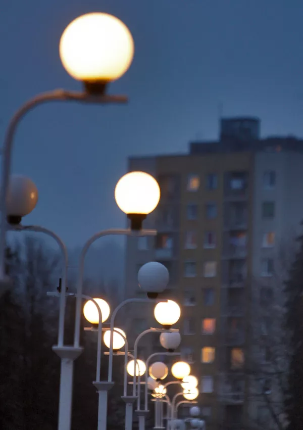 Velenje - ilustrativna fotografija - elektrika - luči - ulična osvetljava - &Scaron;ale&scaron;ka dolina in Zasavje 2010 - /FOTO: Bojan Velikonja OPOMBA: ZA OBJAVO V PRILOGI &ndash; DNEVNIKOV OBJEKTIV - REPORTAŽA / Foto: Bojan Velikonja