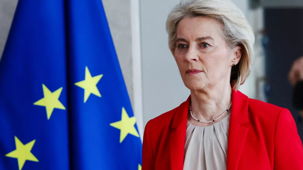 European Commission President Ursula von der Leyen arrives for the meeting of the college of European Commissioners in Brussels, Belgium February 26, 2026. REUTERS/Yves Herman
