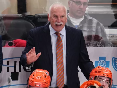 Joel Quenneville, trener s tisoč zmagami v ligi NHL: Le eden je nedosegljiv