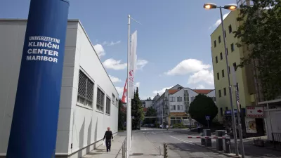 Zakaj je in&scaron;pektorat oglobil celjsko bolni&scaron;nico in mariborski UKC