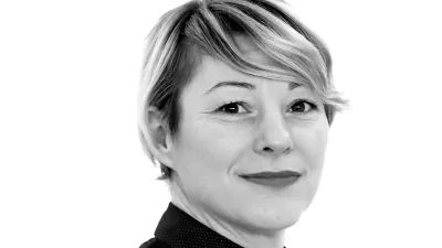 Nataša Bucik Ozebek- Redakcija Dnevnik 2024 - portreti za komentarje in kolumne - kolumnisti - komentatorji – novinarji - portret //FOTO: Luka Cjuha