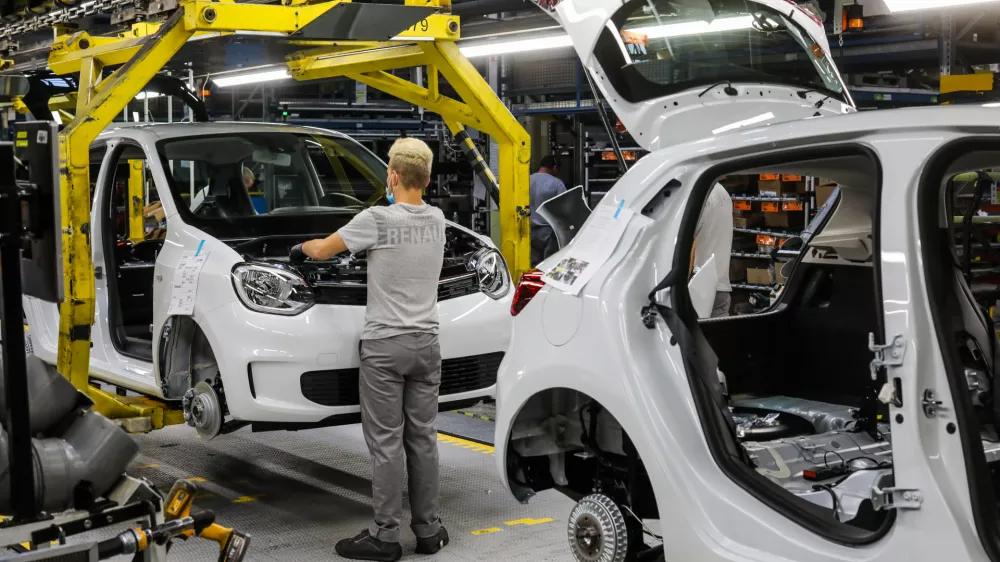 Renault Twingo - 04.06.2020 - REVOZ d.d., podjetje za proizvodnjo in komercializacijo avtomobilov Novo mesto &ndash; proizvodnja renaultovih modelov clio in twingo ter električnega smart forfour EQ //FOTO: Bojan VelikonjaOPOMBA: INTERVJU OBJEKTIV 2020 / Foto: Bojan Velikonja