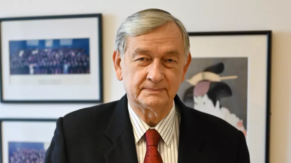 - 07.10.2022 &ndash; prof. dr. Danilo T&uuml;rk, pravnik, diplomat in politik - zaslužni profesor na Pravni fakulteti Univerze v Ljubljani, nekdanji predsednik Slovenije (2007 &ndash; 2012), predsednik mednarodne nevladne organizacije Madridski klub do leta 2022, član Svetovalnega odbora ZN na visoki ravni o učinkovitem multilateralizmu,//FOTO: Nik Erik NeubauerOPOMBA: NEDELJSKI DNEVNIK - INTERVJU 2022