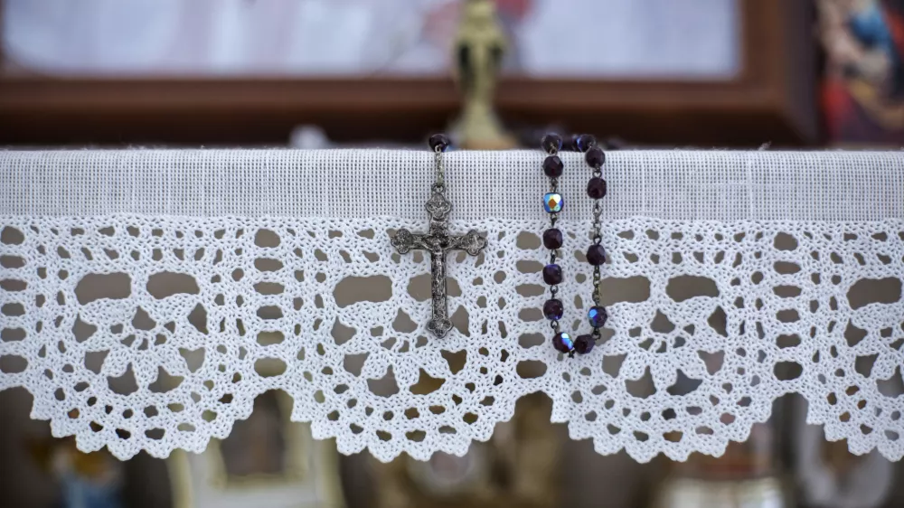 Ogoljufani duhovnik in skrivnost 400 tisoč evrov: &ldquo;Če si predober, te izkoristijo&rdquo;​