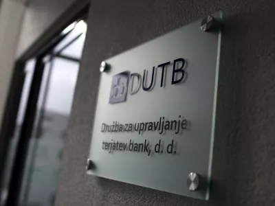 simbolična fotografija - Družba za upravljanje terjatev bank (DUTB) oziroma t.i. slaba banka - - //FOTO: Luka Cjuha