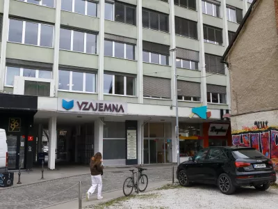 Tečaj delnice Vzajemne poskočil kar za 700 odstotkov