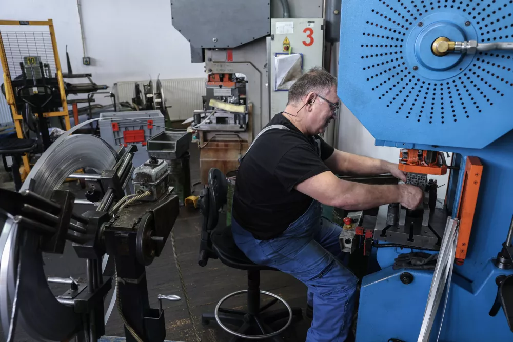 Invalidsko podjetje CSS: Spet z zaupanjem hodijo na delo