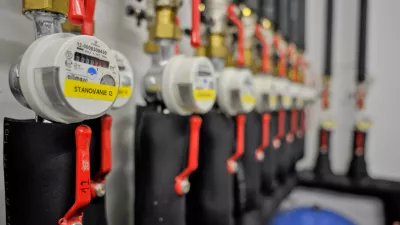 - ilustrativna fotografijacentralno ogrevanje, ogrevalni stroški, toplota, napeljava, vodovod - odštevalni števec - poraba - - Pasivna hiša - začasne bivalne enote Mestne občine Ljubljana za socialno ogrožene osebe, Pipanova pot 28, - odprtje movozgrajenega stanovanjskega objekta z 22 bivalnimi enotami//FOTO: Tomaž Zajelšnik