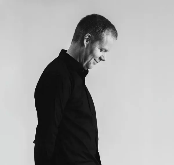 Glasbeni komentar družbene realnosti