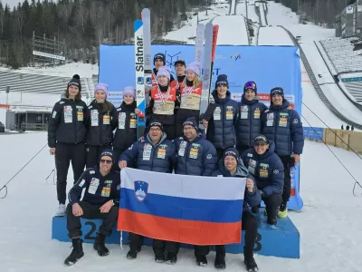 Slovenska ekipa na Norve&scaron;kem.