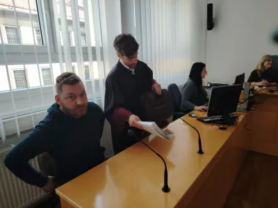 &Scaron;tiri leta zapora: pijan in brez izpita do smrti zbil znanega fotografa