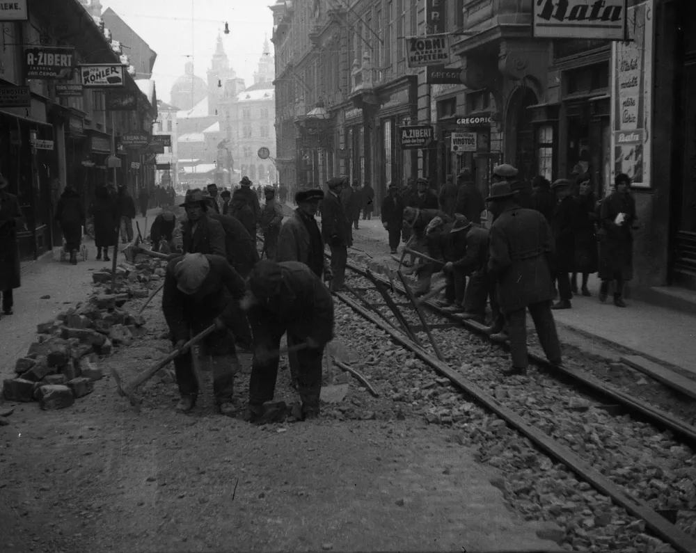 Pionir reportažne fotografije: Zgodbe Ljubljane izpred stotih let