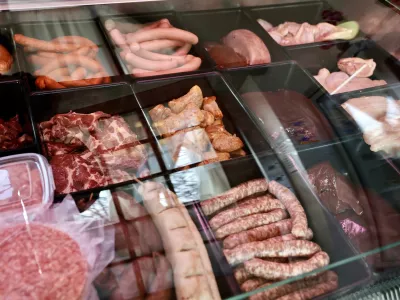 Strokovna publikacija o oskrbi s hrano se je nespremenjena vrnila iz ilegale