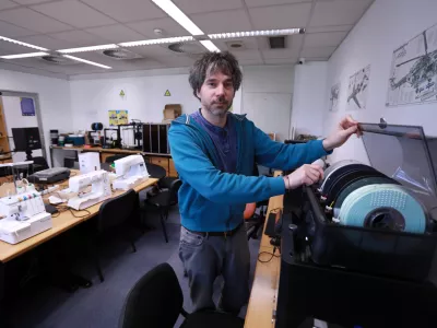 Prostor, kjer ne izposojajo le knjig