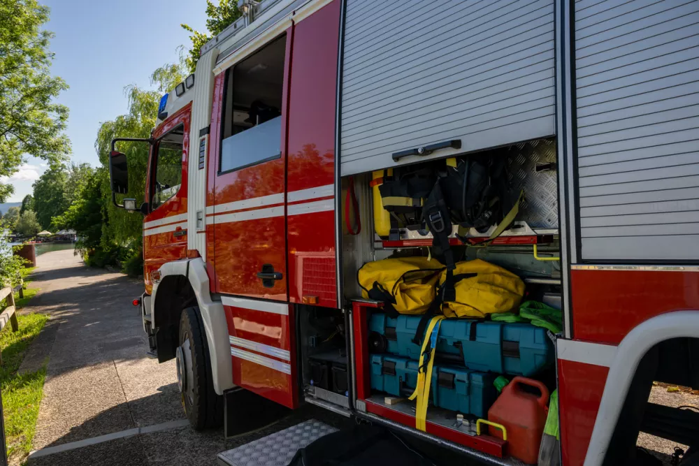 Požig trave in druge vegetacije je strogo urejen z zakonodajo na področju varstva pred požarom. / Foto: Getty Images