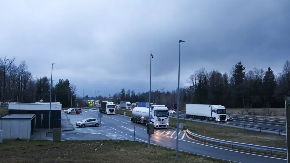 11.07.2026. Počivali&scaron;če Studenec proti Ljubljani. Foto Bojan Velikonja
