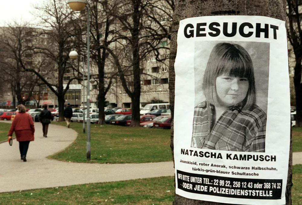 Natascha Kampusch, plakati, 4. marec 1998