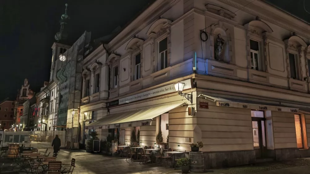 Bistro in kavarna Nana