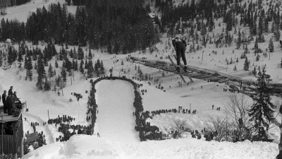 planica aa / Foto: Marjan Ciglič, Hrani Muzej Novej&scaron;e Insodobne Zgodovine Slovenije