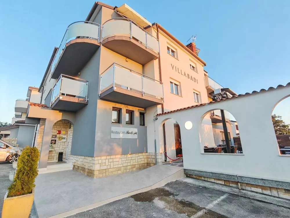 Restavracija Badi