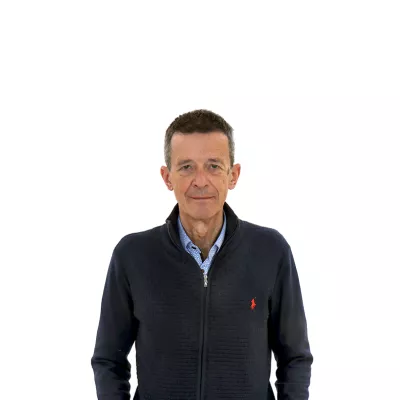 Jože OkornZA ONLINE - Redakcija Dnevnik 2024 - portreti za komentarje in kolumne - kolumnisti - komentatorji &ndash; novinarji - //FOTO: Tomaž Skale