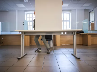 Ljubljana, UE Ljubljana, Predcasno glasovanje na posebnih voliscih na referendumu o zakonu o pomoci pri prostovoljnem koncanju zivljenja.