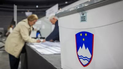 Ljubljana, dvorana Stozice.Predcasno glasovanje za drzavnozborske volitve v dvorani Stozice.