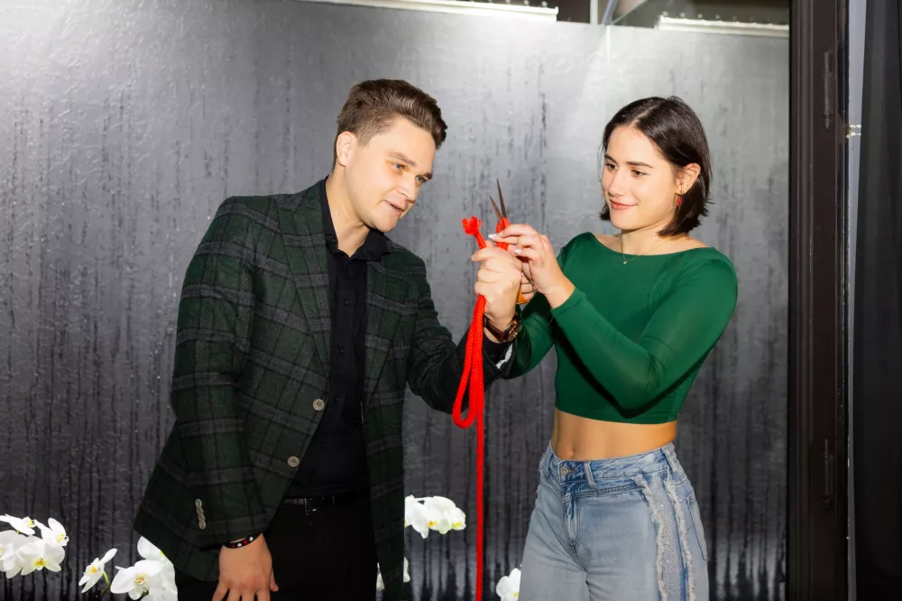 Dogodek je dodatno popestril nastop iluzionista Magic Aleksandra, ki je obiskovalcem demonstriral učinek nove instalacije. / Foto: Mediaspeed