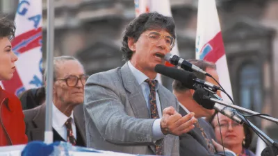 Umberto Bossi, govor, zastava, severna liga